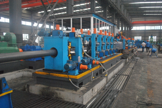 Tam Otomatik ERW Çelik Boru Üretim Hattı HG140 Kare Şekli Ayarlanabilir Boyut
