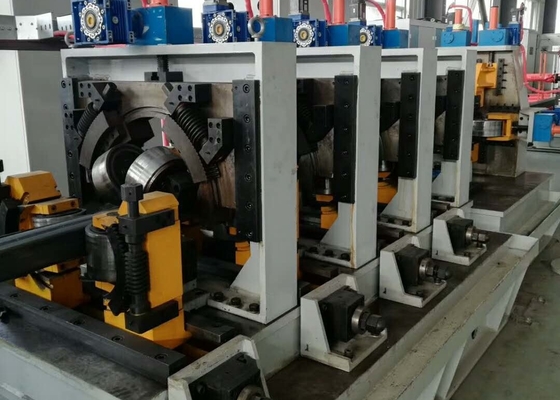 Bina Düz Dikiş Otomatik Boru Değirmeni Boru Makinesi 75m / Min