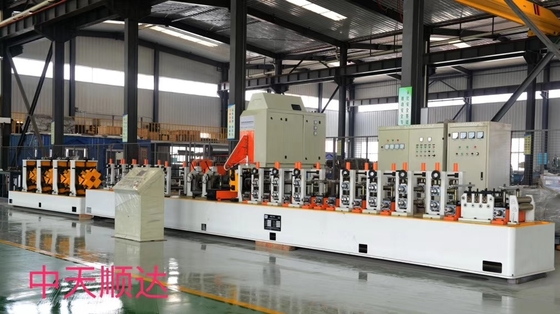 Karbon Çelik Paslanmaz Çelik ve Galvanizli Çelik Borular için Hassas Boru Değirmeni Kare Dikdörtgen Çelik Boru Şekillendirme Makinesi