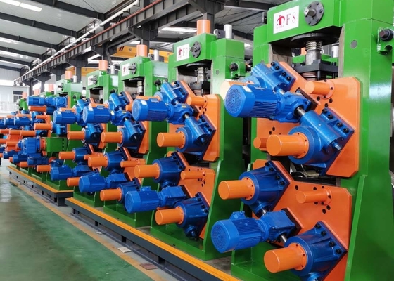 Kare ERW Boru Üretim Makinesi 25t / Saat Kalınlık 8mm