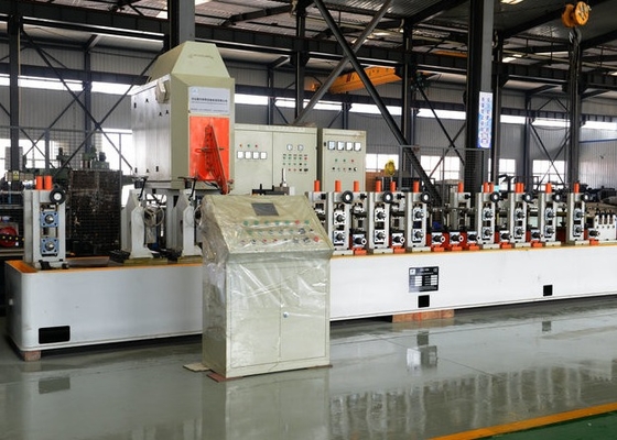 100X100Mm Yüksek hassasiyetli Tam otomatik tüp değirmen makinesi Roller içerir