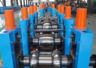 Çaprağı 25mm-95mm Karbon Çelik Tüp Fırlatma Makinesi Hızı Hızlı Hızlı 100m/Min