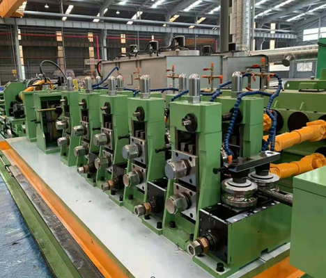 Yeşil Büyük Yüksek Frekanslı Otomatik Boru Değirmeni Çapı 76mm-153mm Hg153