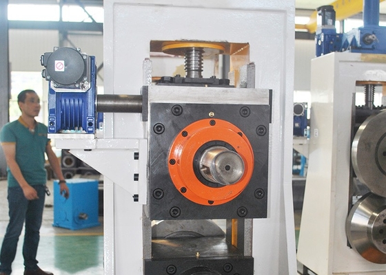 Kare Yuvarlak Maksimum 127mm Kalınlık 4.0Mm Çelik Boru Üretim Hattı Özelleştirilmiş