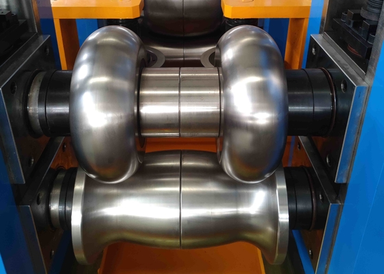 40 × 40--60 × 80mm Boru 600KW 60m / Min Boru Yapma Makinesi Kare Boru Değirmeni