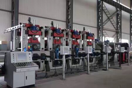 Doğrudan Kare Boru Değirmeni Oluşturan Boru Makineleri İçin Özel Tasarım ISO9001
