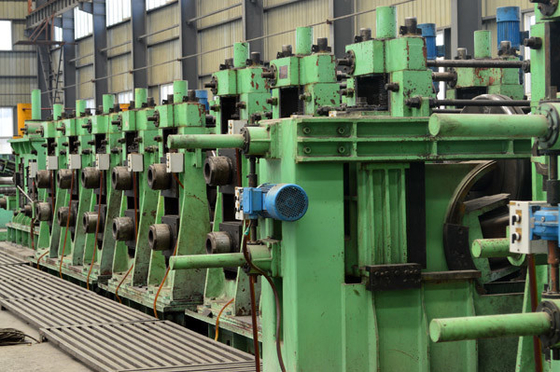 Doğrudan Kare Boru Değirmeni Oluşturan Boru Makineleri İçin Özel Tasarım ISO9001