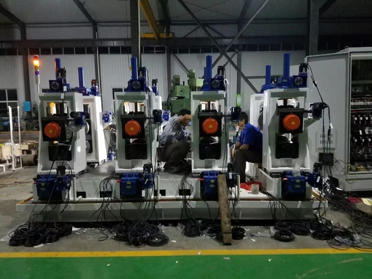Galvanizli Çelik Boru Freze Makinesi 100m / Min Değirmen Hızı Kare Boru Değirmeni