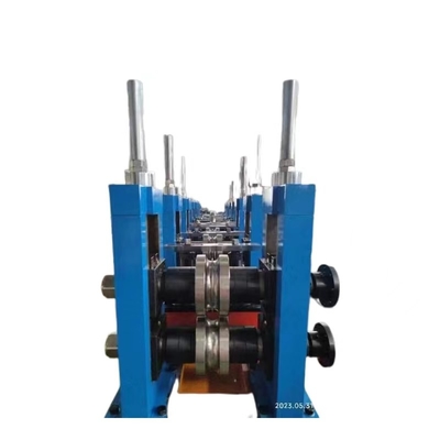Yüksek frekanslı kaynaklı boru fabrikası HG426 kaynak boru makinesi İnşaat için Karbon Çelik Mavi Özel Üretim