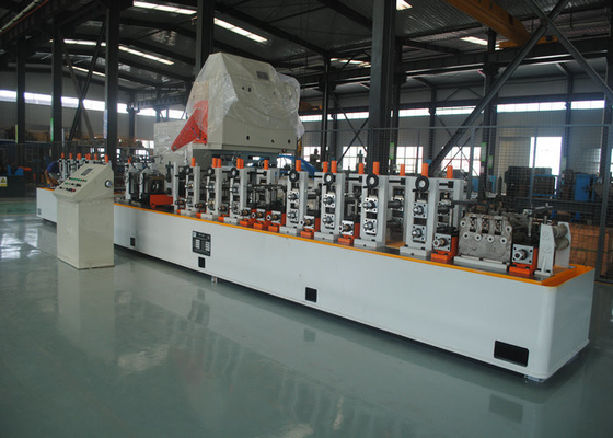 Yüksek Frekanslı Düz ​​Dikiş Kaynaklı Boru için HG76 Karbon Çelik Boru Değirmeni Makinesi