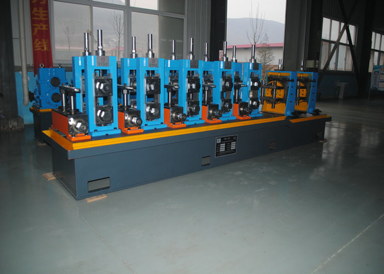 Yüksek Hızlı Galvanizli Erw Yüksek Frekanslı Kaynatılmış Boru Fırçası Boru Yapım Makinesi