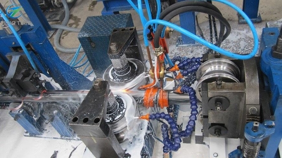Servo Motor 380V çelik boru yapma makinesi boru üretim hattı