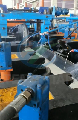 Erw Otomatik Servo Düzenleme Çelik Boru Yapım Makinesi 4-12mm Duvar Kalınlığı