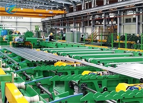 Galvanizli Çelik boru değirmen makinesi Uçan kesme hızı 90m / min