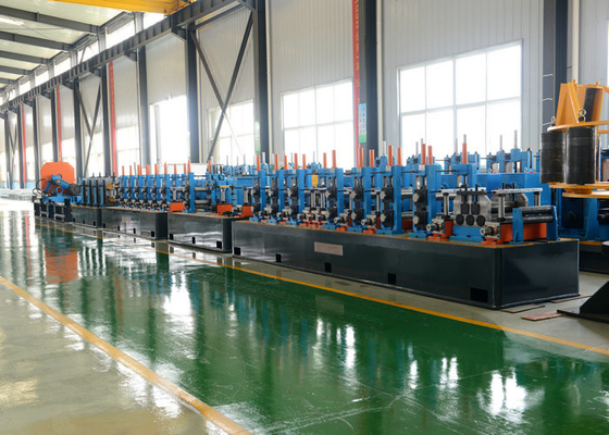PLC Kontrolü Karbon Çelik Tüp Fırlatma Makinesi Yuvarlak / Kare Tüp Yapma Makinesi