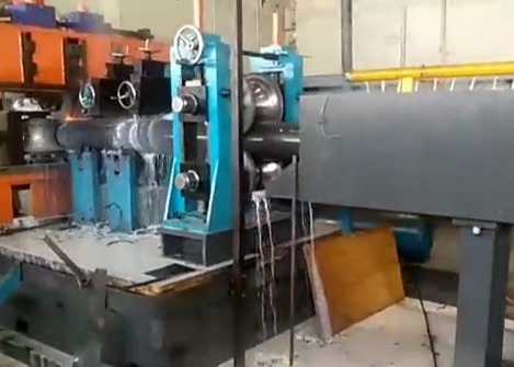 Düz Dikiş Kaynaklı 0.8mm 50m / Min Çelik Kare Boru Değirmeni