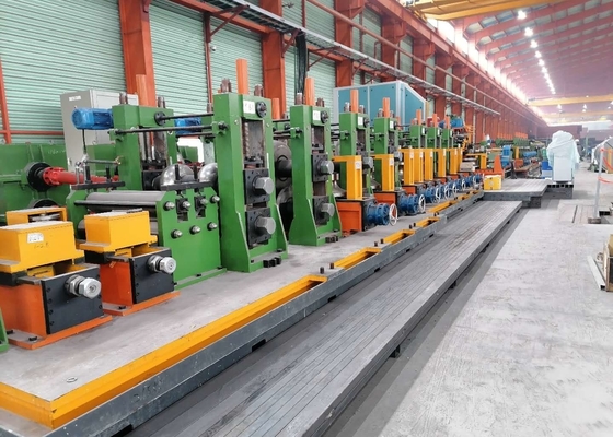 Kalınlığı 2-9mm Yüksek frekanslı kaynaklı çelik boru üretim hattı Yüksek hassasiyet
