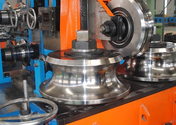 Yüksek Frekans Kaynaklı Boru Değirmeni Hg 165.2x9 7 &amp;quot;Erw Çelik Boru Değirmeni İnşaat Haddeleme Makinesi
