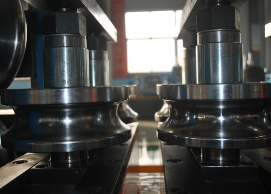 Yüksek Frekans Kaynaklı Boru Değirmeni 1.0mm-3.25mm Et Kalınlığı Çelik 21.3mm-33.7mm