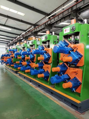 200x200mm 14.0mm Kalın yüksek frekanslı kaynaklı boru değirmen Hızlı Değişim