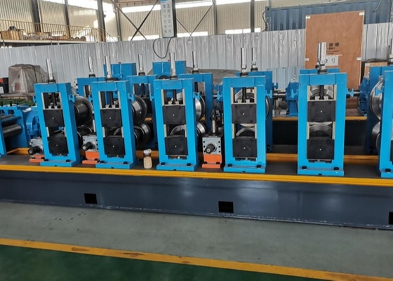 Kalınlık 2,5 Mm Mavi Renk Kaynaklı Boru Değirmeni Maksimum Hız 100 M / Min