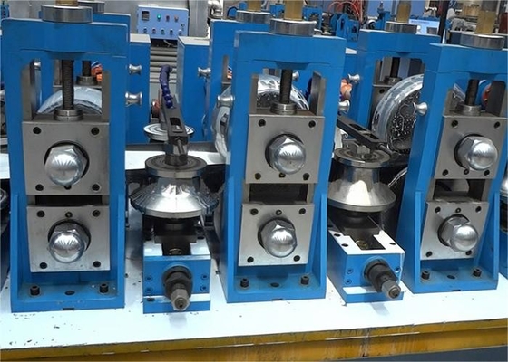 4.5mm Kalınlığı Paslanmaz Çelik Tüpler Yüksek Frekanslı 380V 50Hz kaynaklı