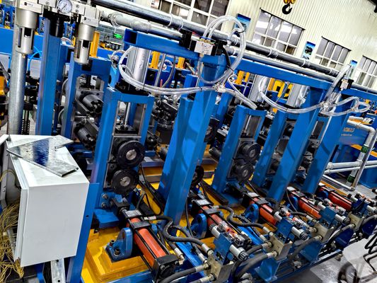 Yüksek Frekanslı, yüksek hassasiyetli Çelik Boru Yapma Makinesi