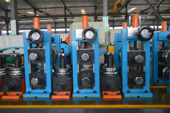 Karbon Çeliği Yüksek Frekans Kaynaklı ERW Boru Değirmeni 25-76mm
