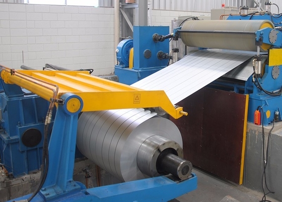 1600mm Açıcı Besleyici Eğme ve Geri Sarma Çelik Dilme Makinesinden Oluşur